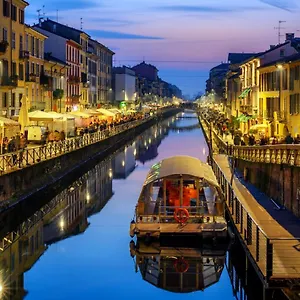 https://comfortable-studio-flat-by-the-navigli.it-lombardy.com