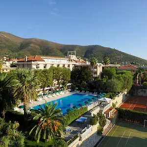 *** Aparthotel Oliveto Italien