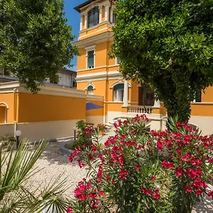 Relais La Torretta Alojamento de Acomodação e Pequeno-almoço
