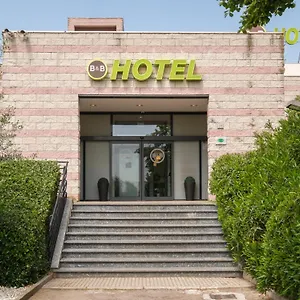 *** Hotel B&B Hotel Faenza Italien