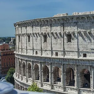 Colosseum Corner ** Rzym
